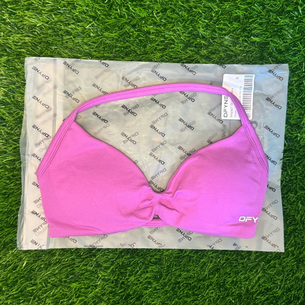 Dfyne impact strappy bra grape small